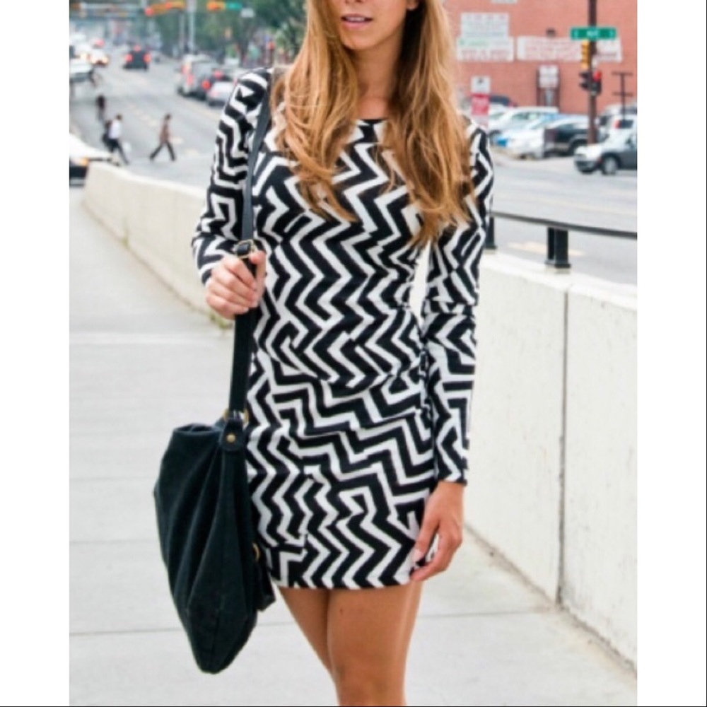 H&M Geometric Print Bodycon Dress